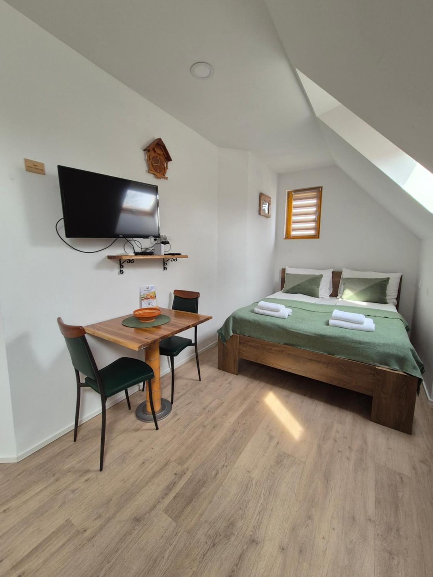 Slovenian House Vida Bled Esterno foto